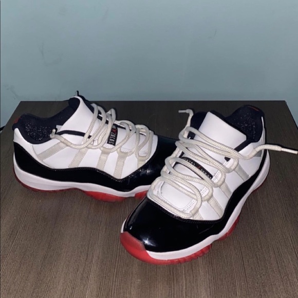 Jordan 11 Concord Bred main image 3